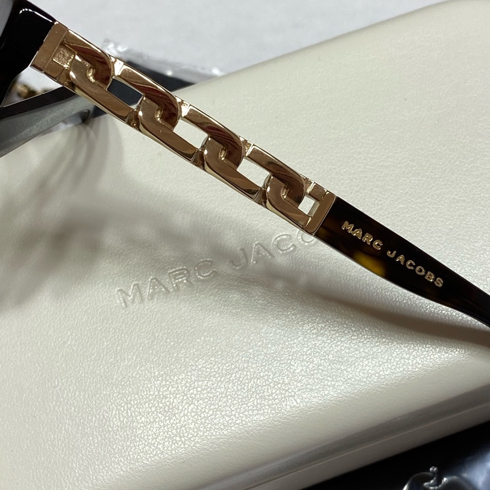 Brand New Marc Jacobs Glasses. - Picture 2 of 5